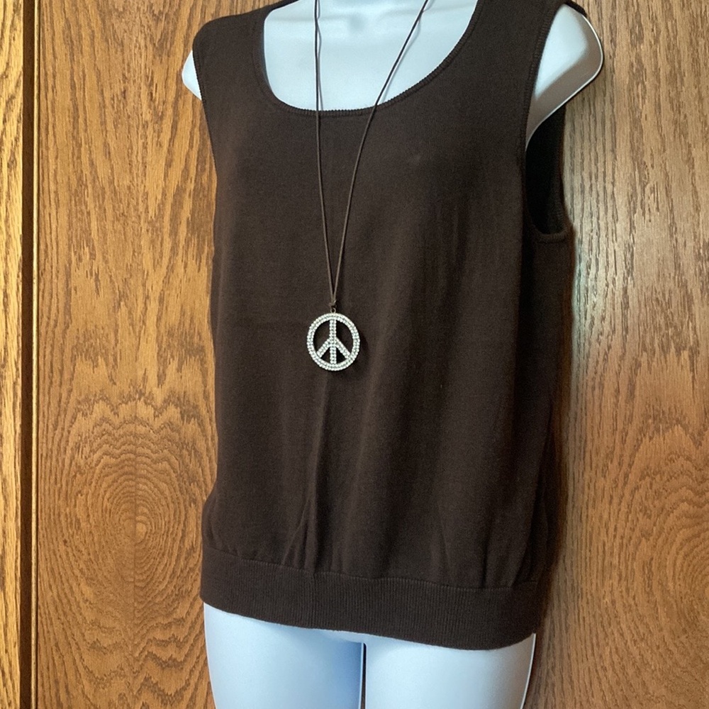 Jaclyn Smith Brown Knit Tank Top
